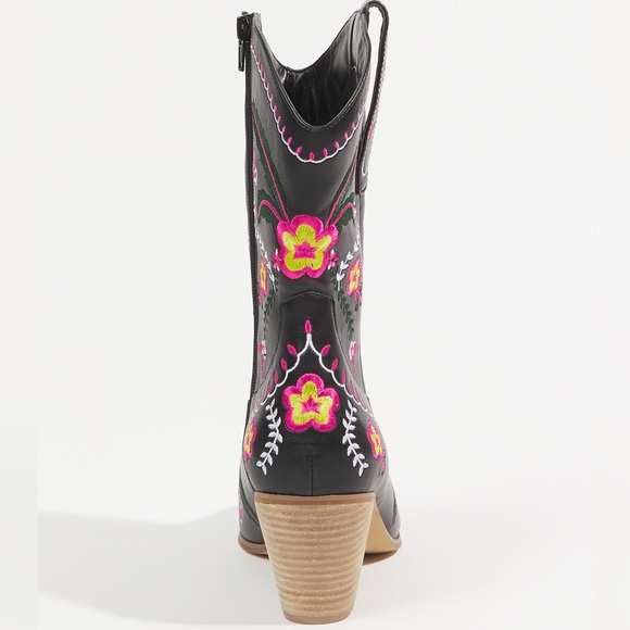 Amber Embroidered Boots Wide Width - Picture 4 of 8